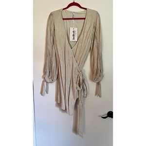 ✨NTW✨ Long Sleeve Wrap Dress